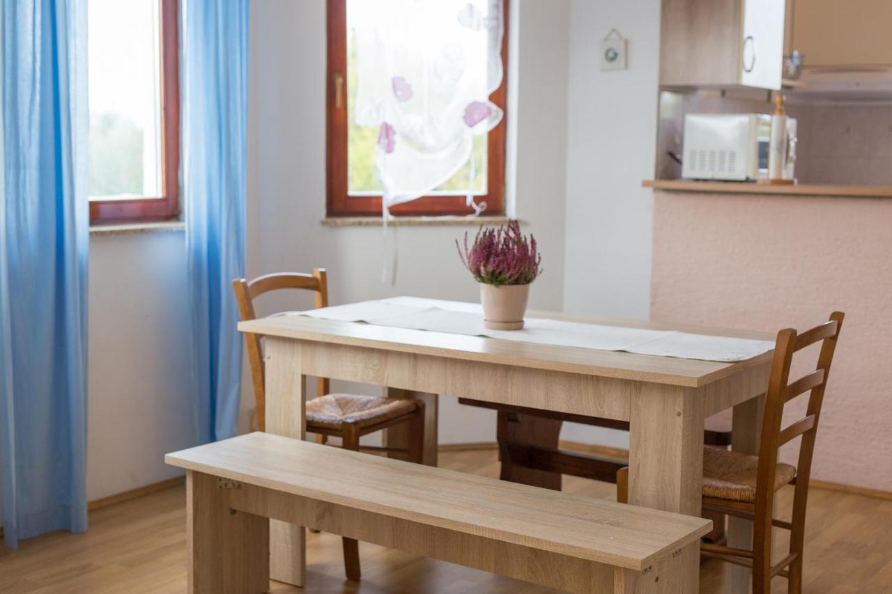 Rasopasno Apartment With Terrace And Private Parking Zewnętrze zdjęcie