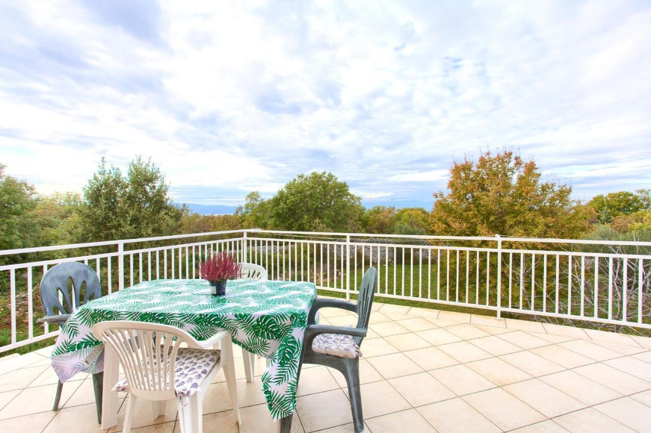 Rasopasno Apartment With Terrace And Private Parking Zewnętrze zdjęcie